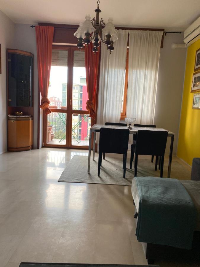 Giulia'S Apartment In Milan Bicocca Buitenkant foto